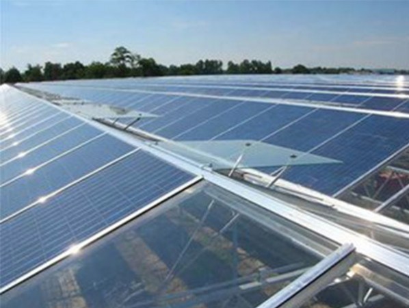 Photovoltaic greenhouse